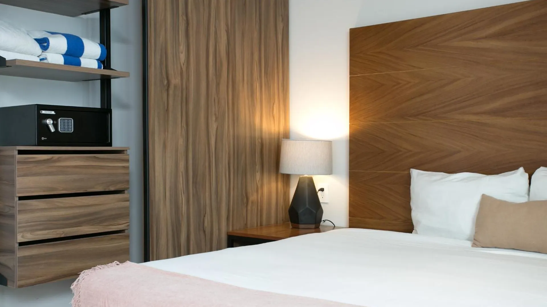 **** Aparthotel Kaab South Beach By The Spot Rentals Playa del Carmen Mexico